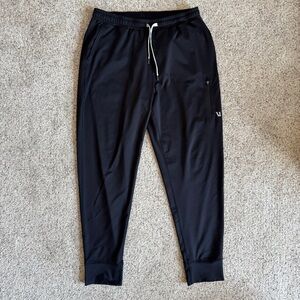 Vuori Sunday Performance Jogger - Size L - EUC